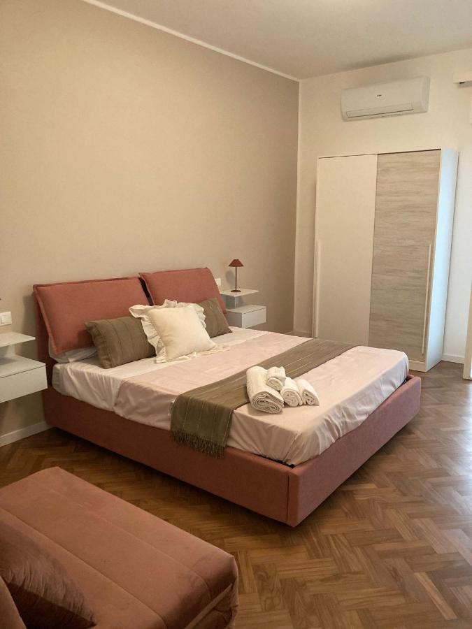 Case Vacanze Monroe 1 Παλέρμο Εξωτερικό φωτογραφία